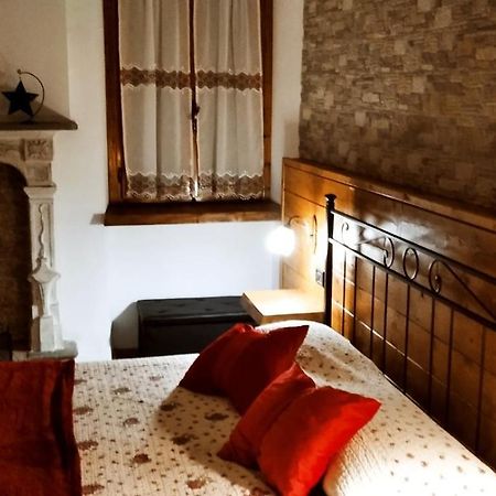 Borgo Antico Chalet Appartamenti Fara Novarese Esterno foto